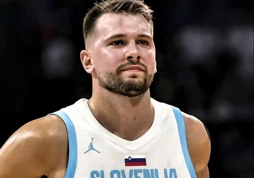 PG电子-东契奇回归赛场，败北首场状态亮眼，TL观众沸腾！的简单介绍